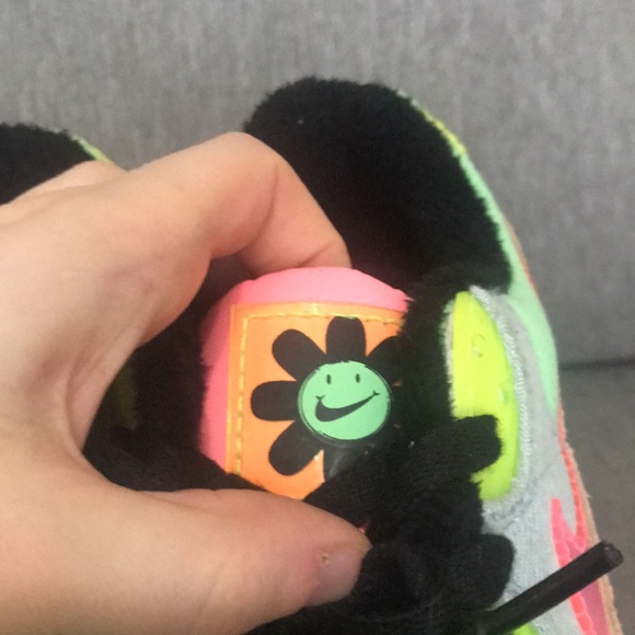 Nike Air Max 90 LX 90s Dancefloor Green Illusion Green Sneakers - Picture 6 of 12